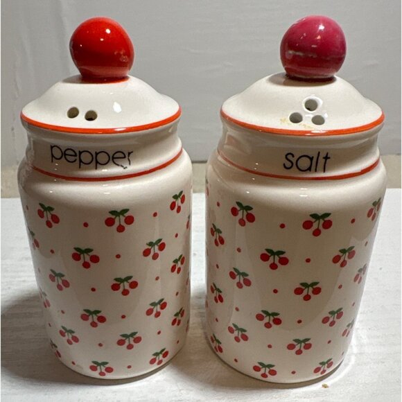 Josef Originals Salt & Pepper Shakers Ceramic Cherry Design Japan Vintage - Picture 2 of 8
